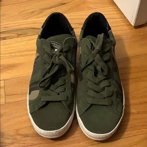 Steve Madden camouflage sneakers
